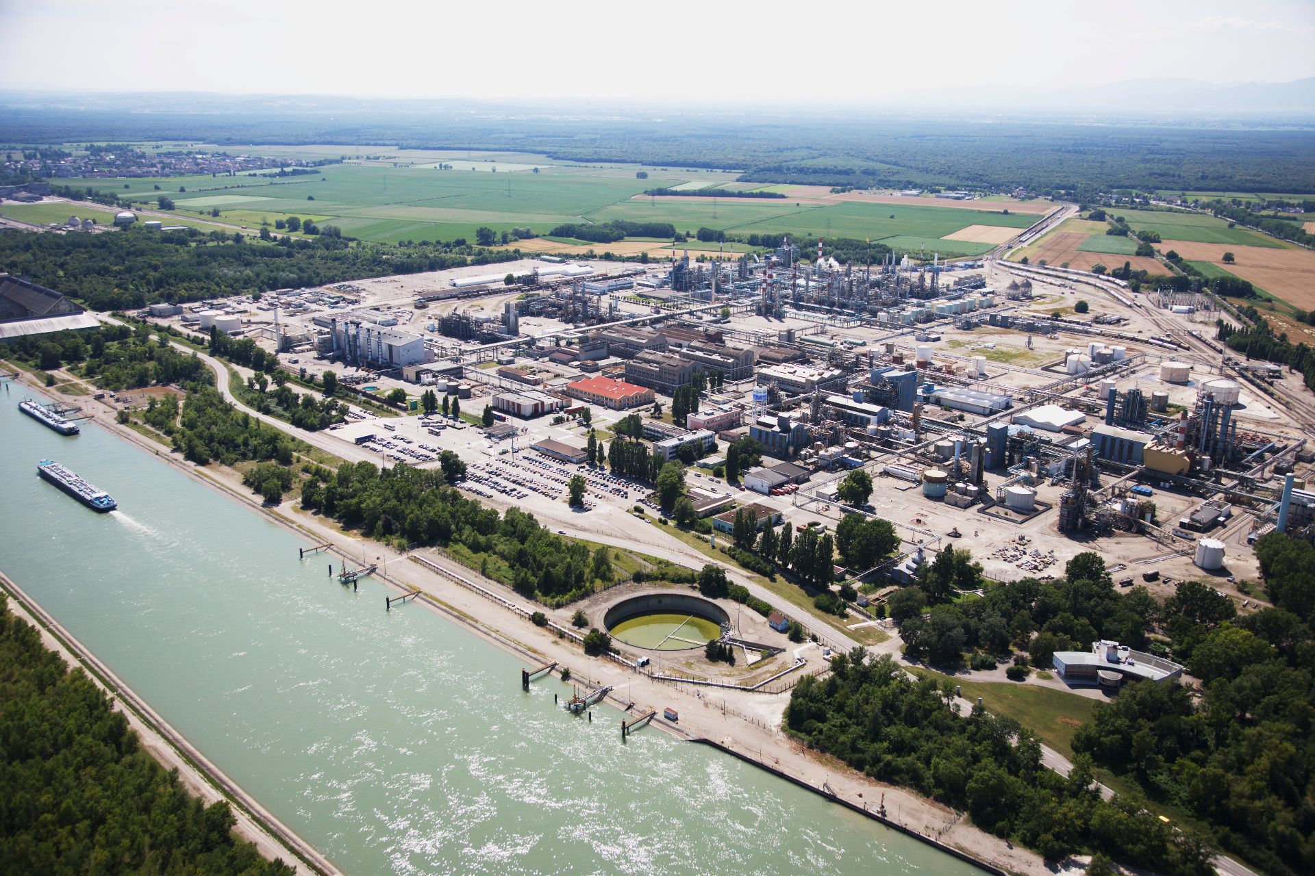Une large gamme de prestations industrielles pour aider les acteurs de la plateforme dans leur développement d'activité