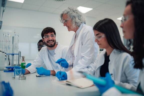 Alternance dans la Chimie : le guide pour transformer l’intention en action